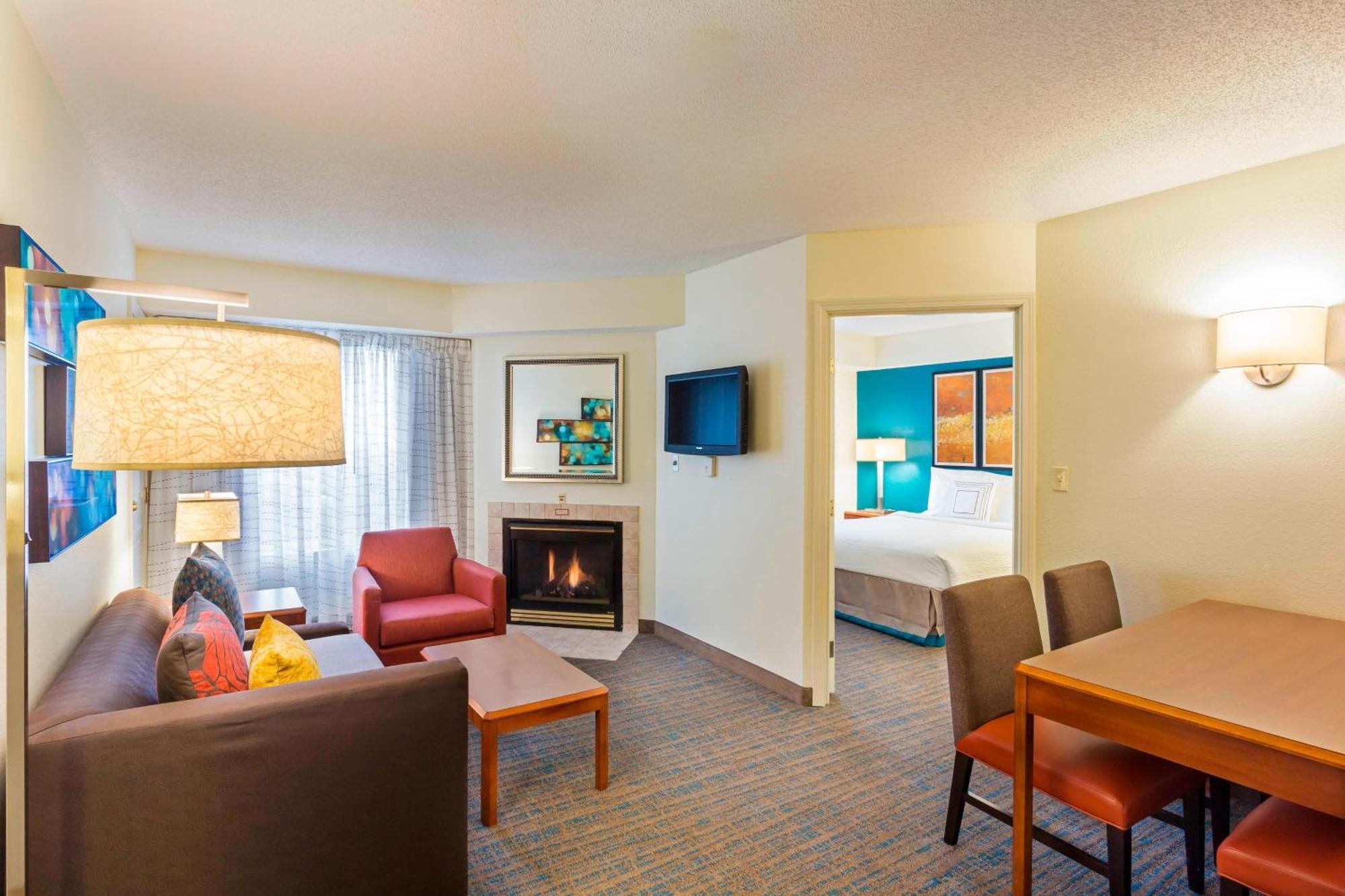 Residence Inn Louisville Northeast Bagian luar foto